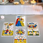 Cómo hacer una tirada de tarot para conocer tus sentimientos